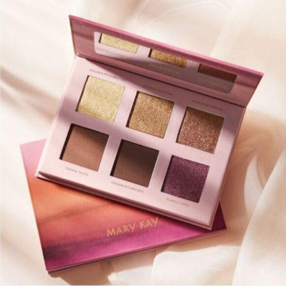 Mary Kay Other - MARY KAY WARM HUES EYE SHADOW PALETTE